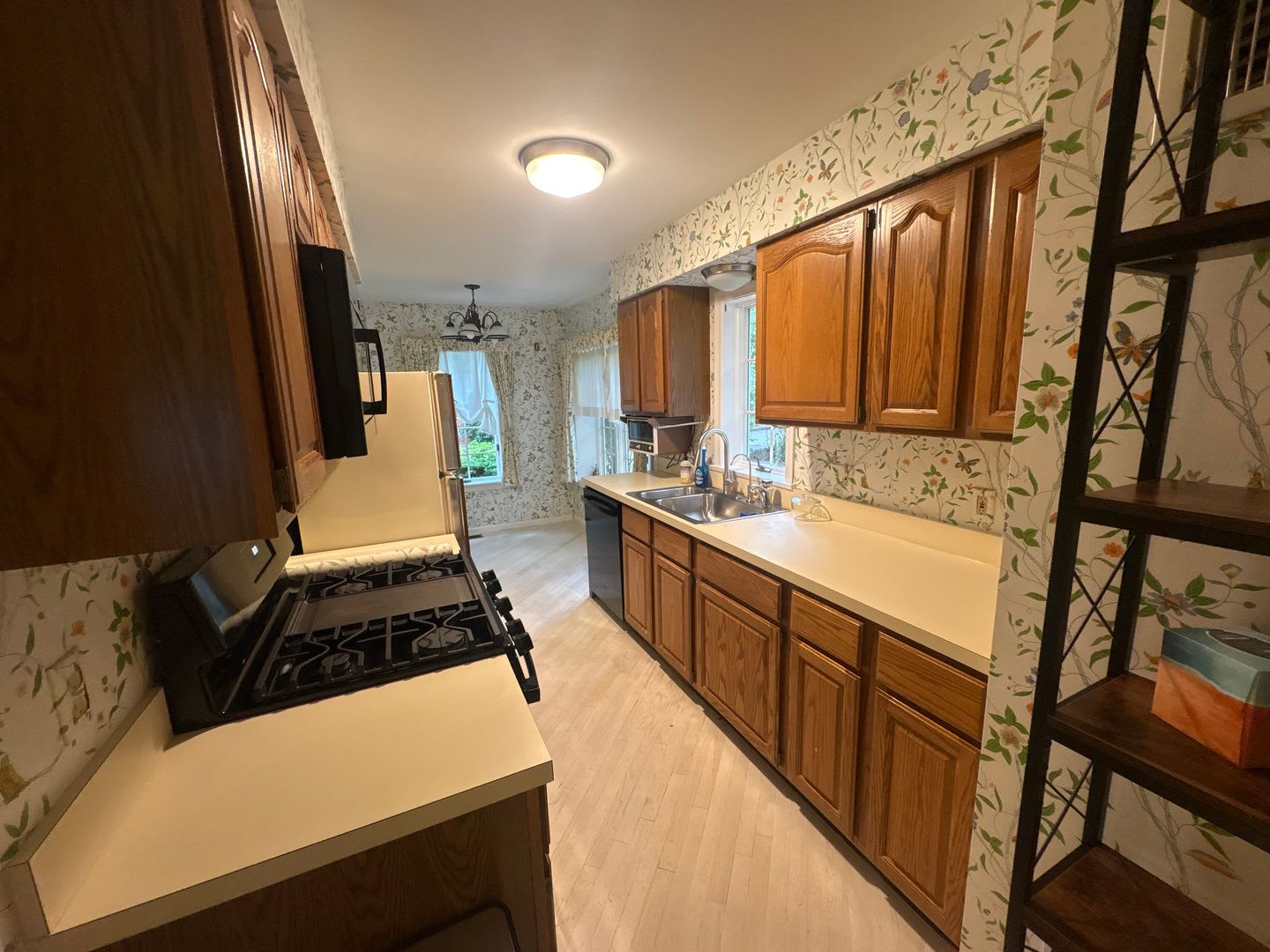 Beautiful Spacious High End 3-bedroom Condo – photo 4
