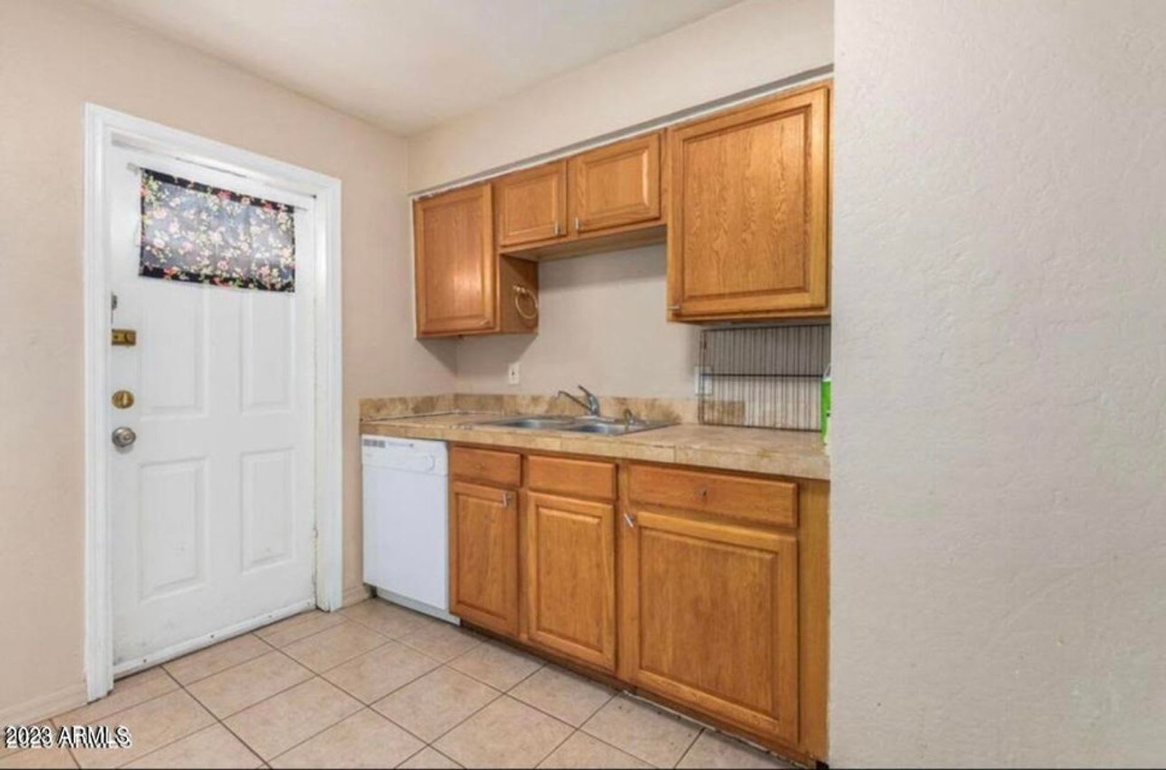 Nice 3 Bedroom 2 Bath – photo 3