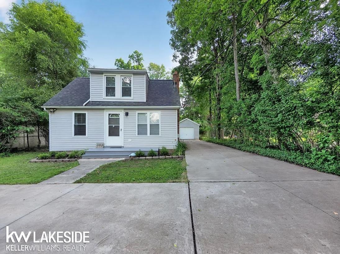 388 E South Boulevard – photo 1