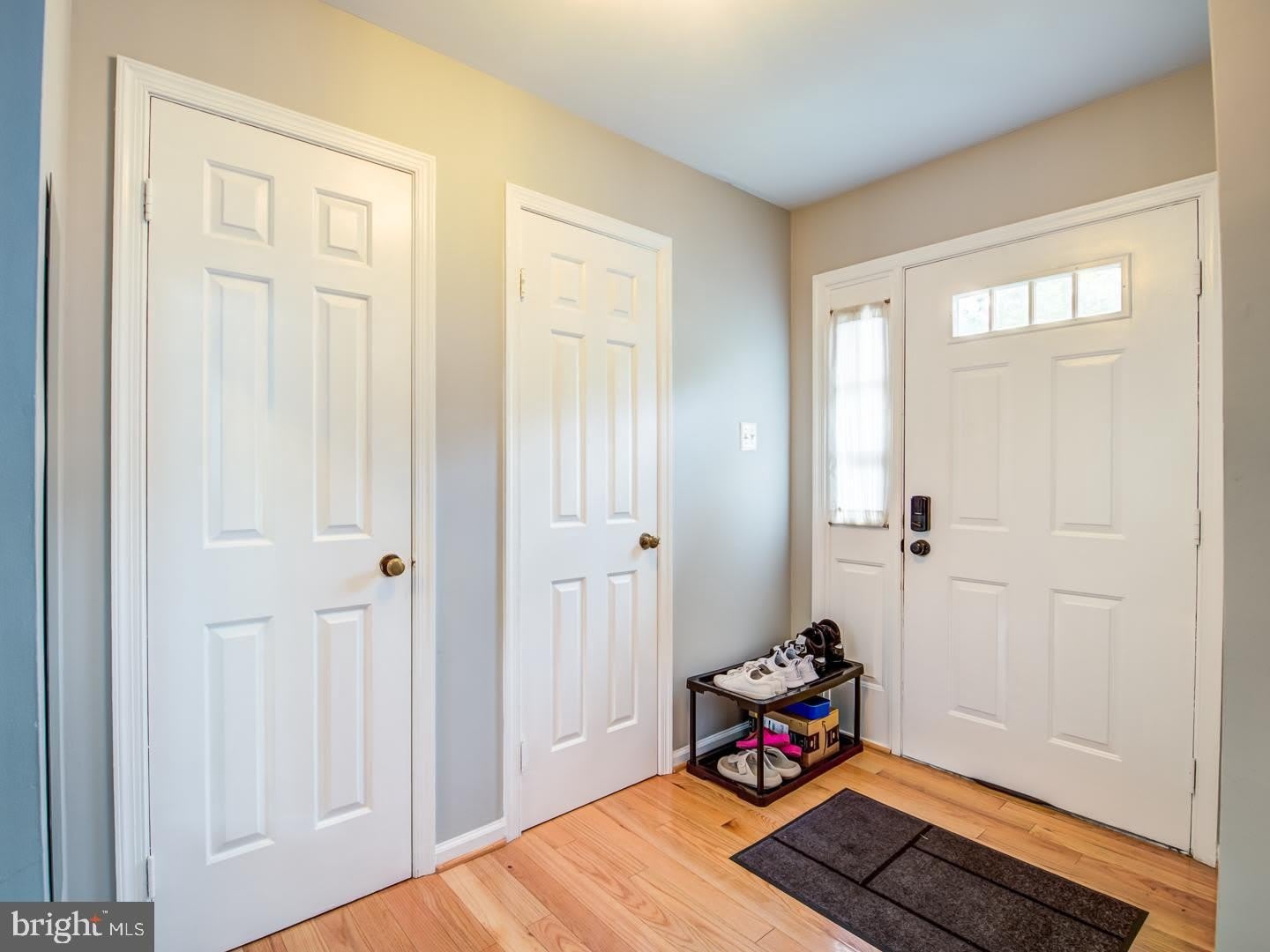7112 LAKE COVE Drive – photo 3