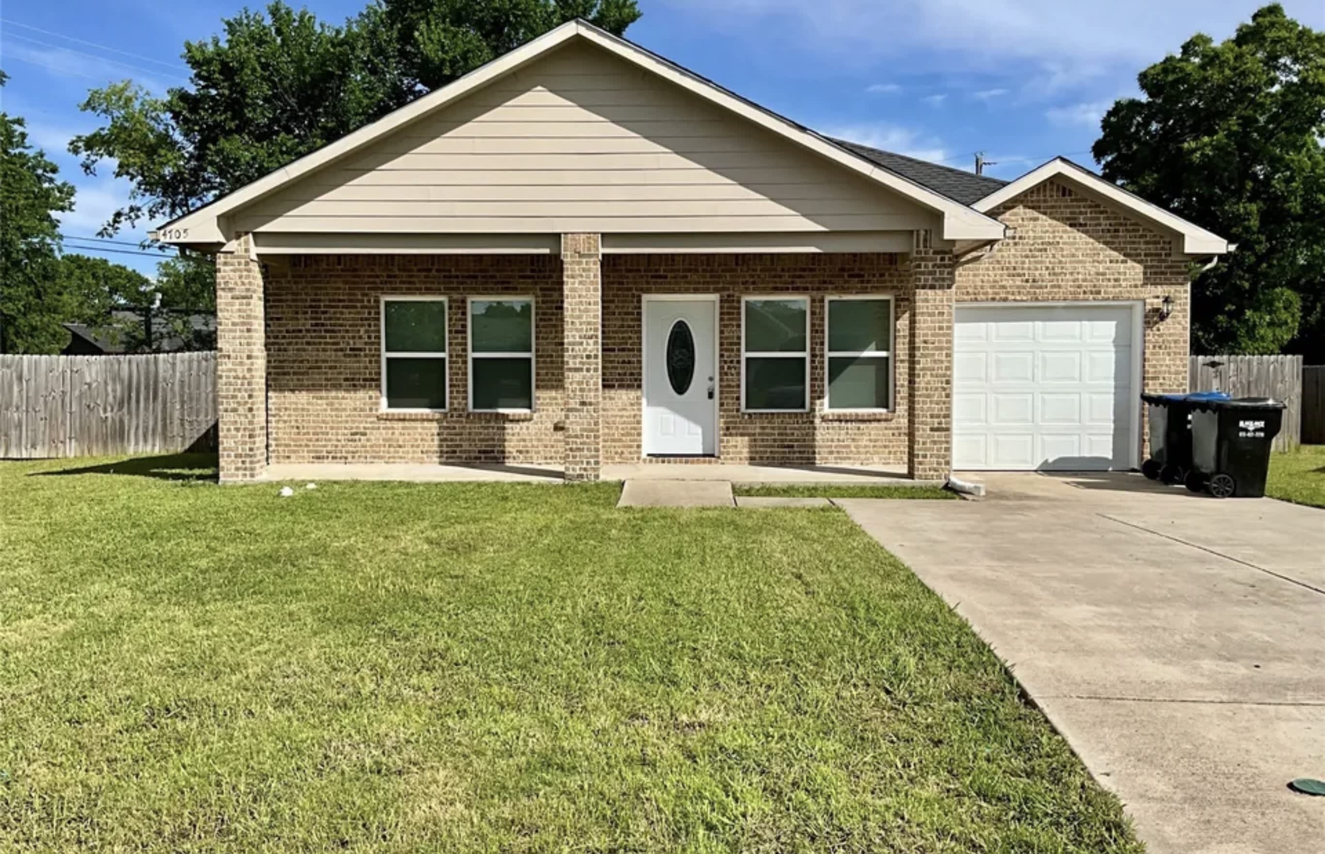 4705 Henry St – photo 1