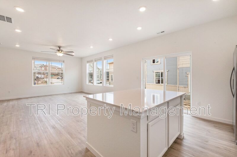 2675 Painted Turtle Ave – photo 3