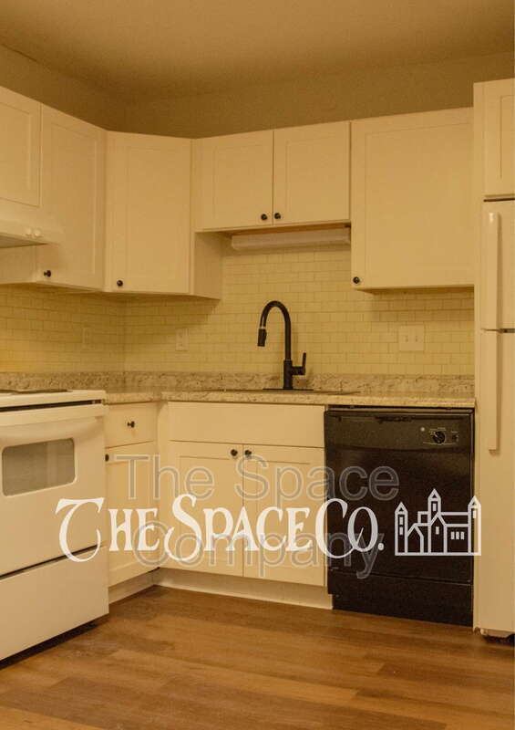 300 Crestview Drive – photo 4