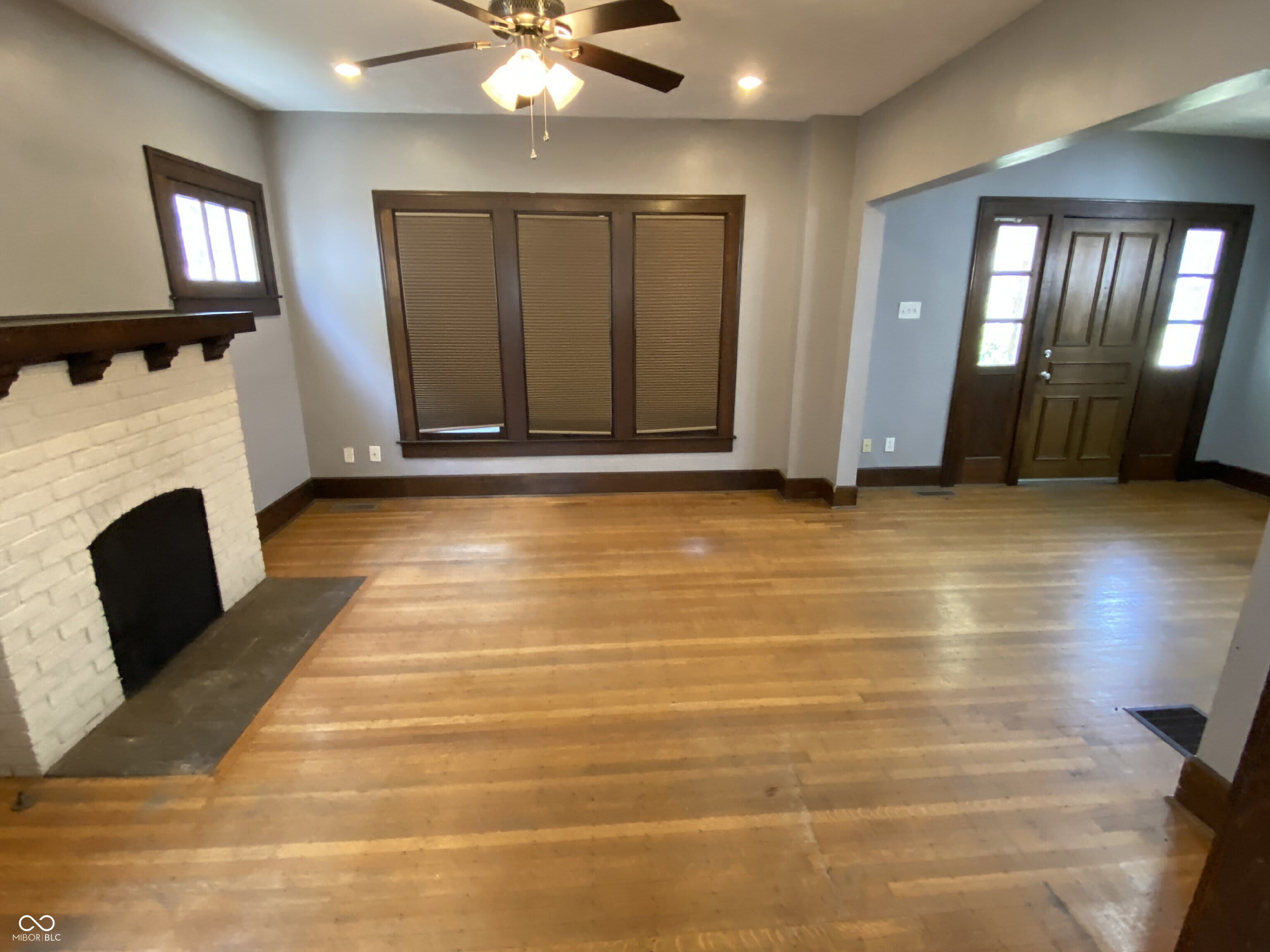 3047 N College Avenue – photo 3