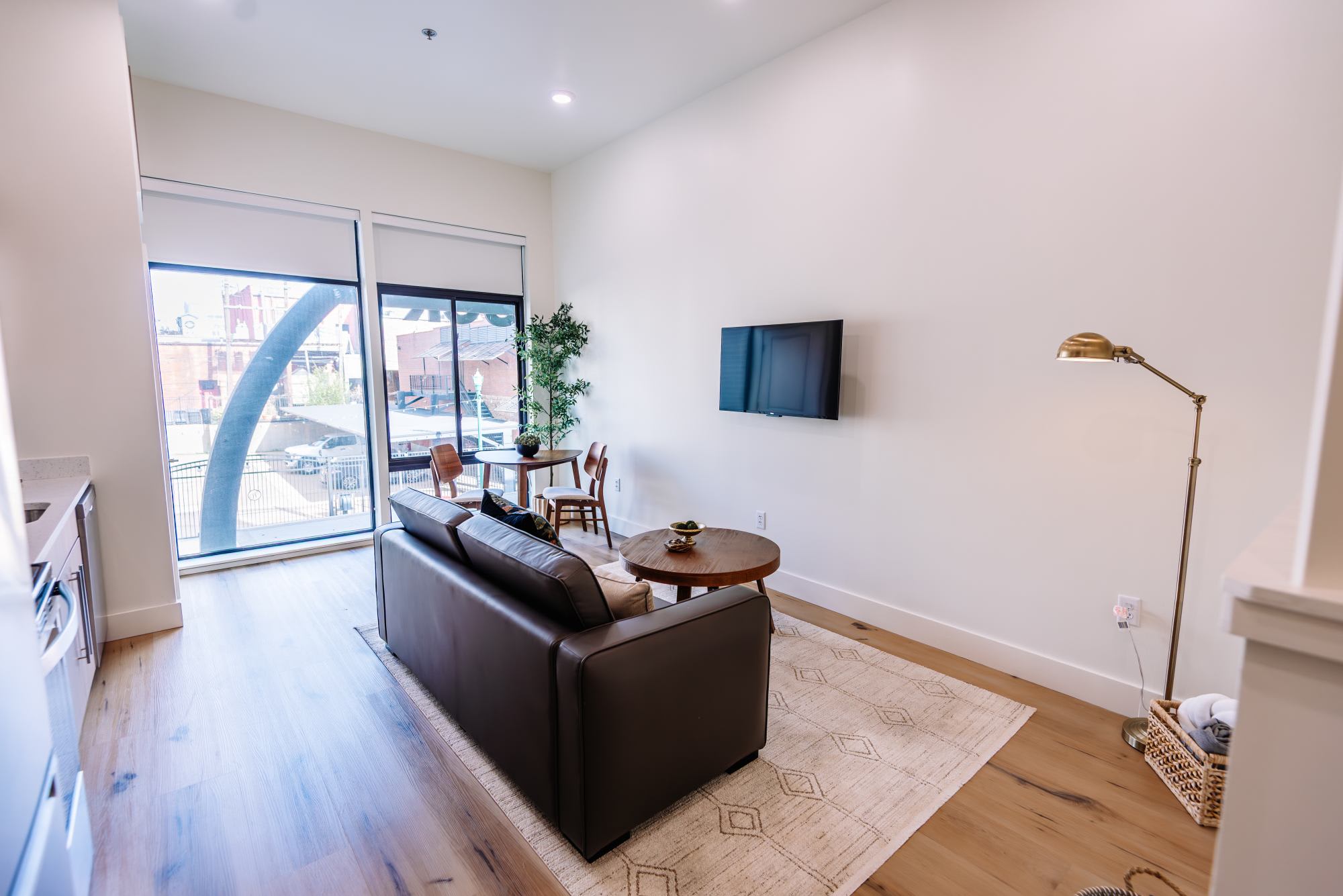 Urban Loft Co. Downtown – photo 3