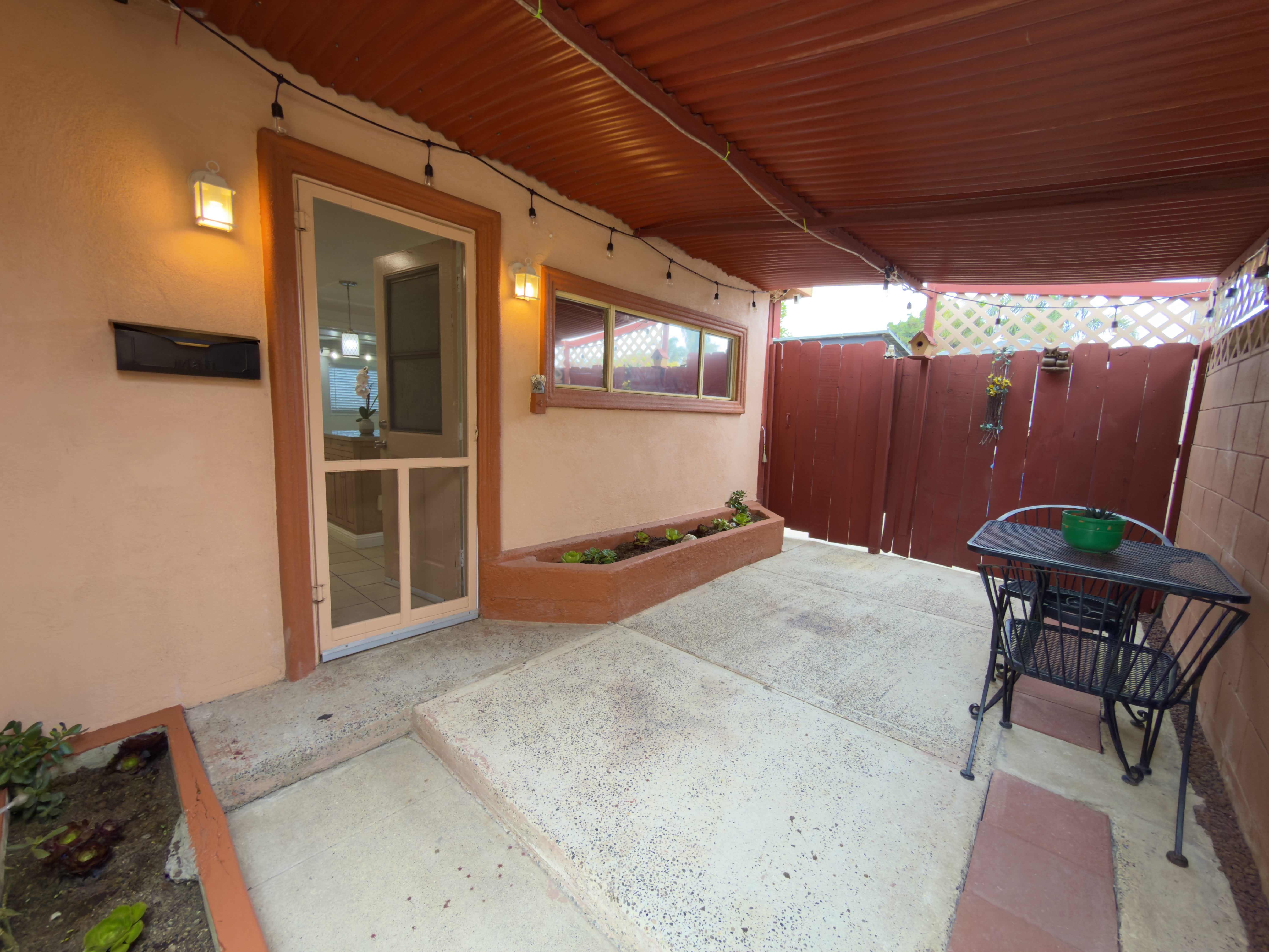 1204 W Prune Ave – photo 2