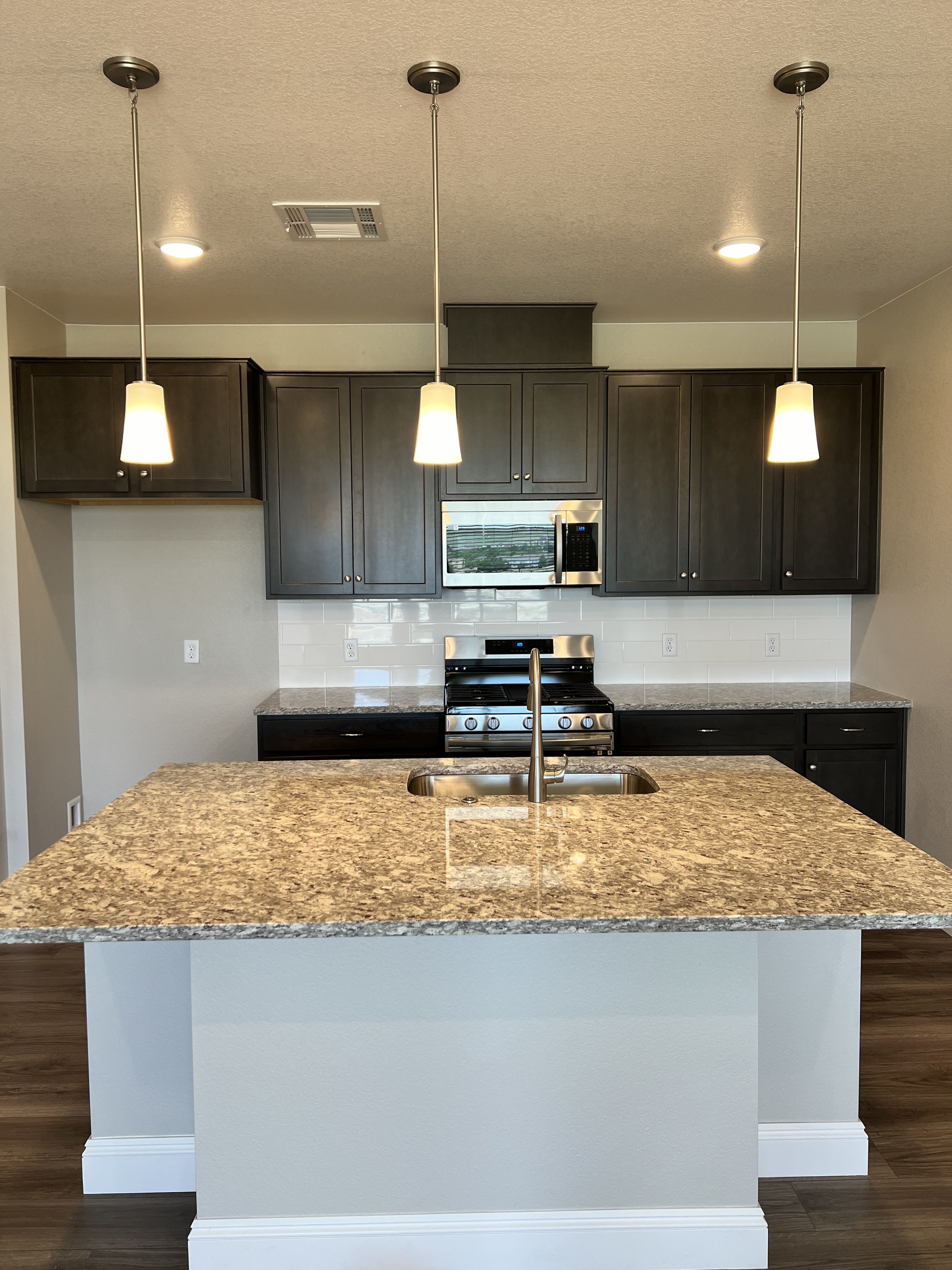 16860 Askins Lp – photo 3
