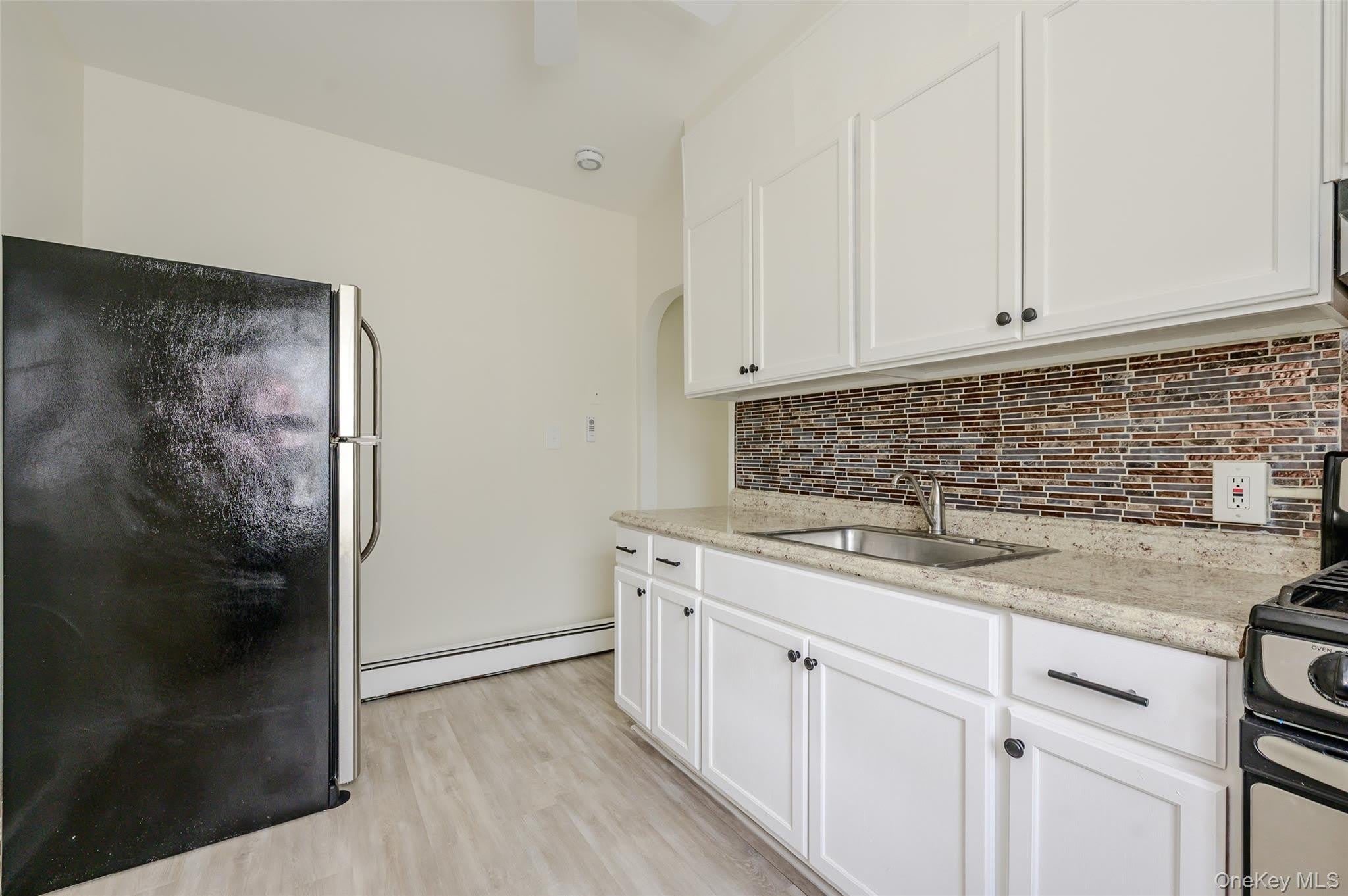 18 Watkins Street – photo 2