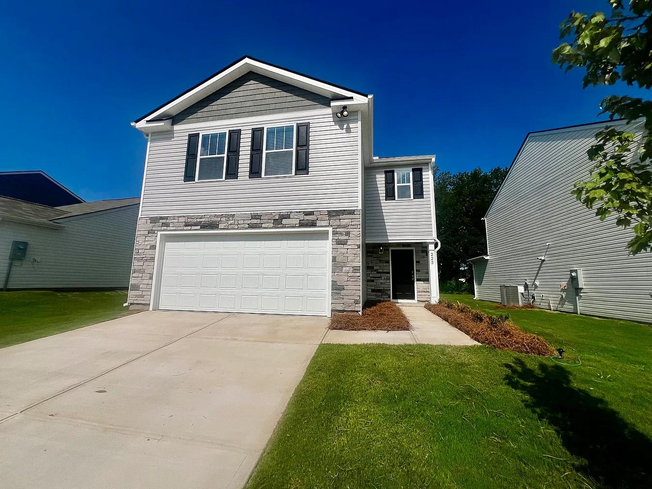 225 Deskin Lane – photo 1