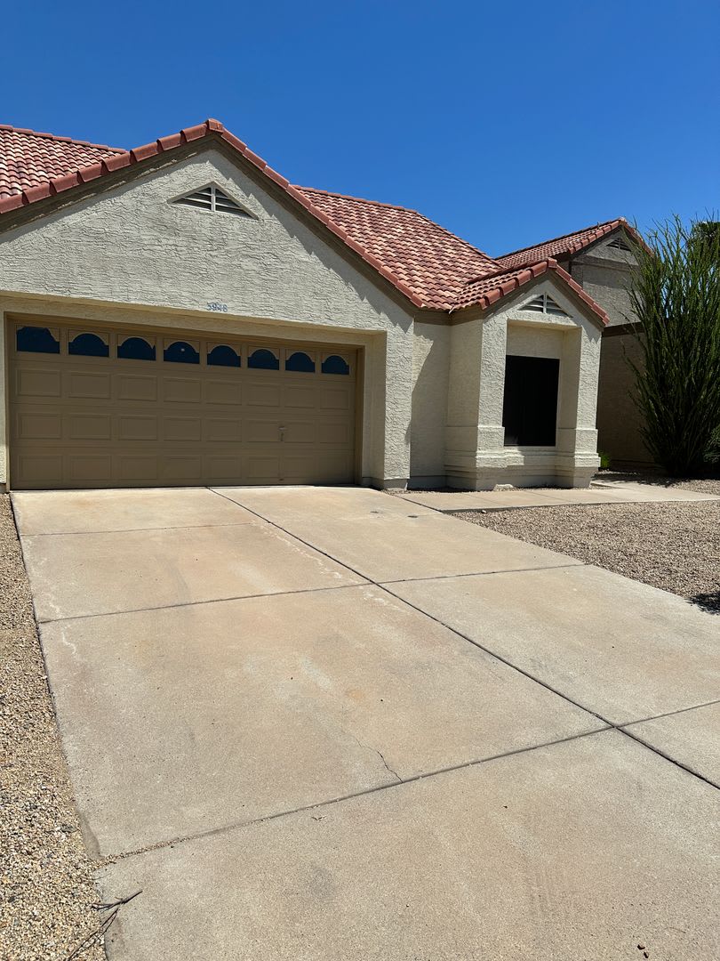 3 Bedroom 2 Bath Remodeled Single Family Home Mountain Park Ranch – photo 2