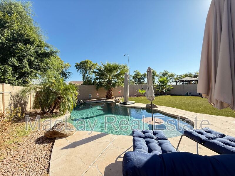 757 W Aloe Pl – photo 2