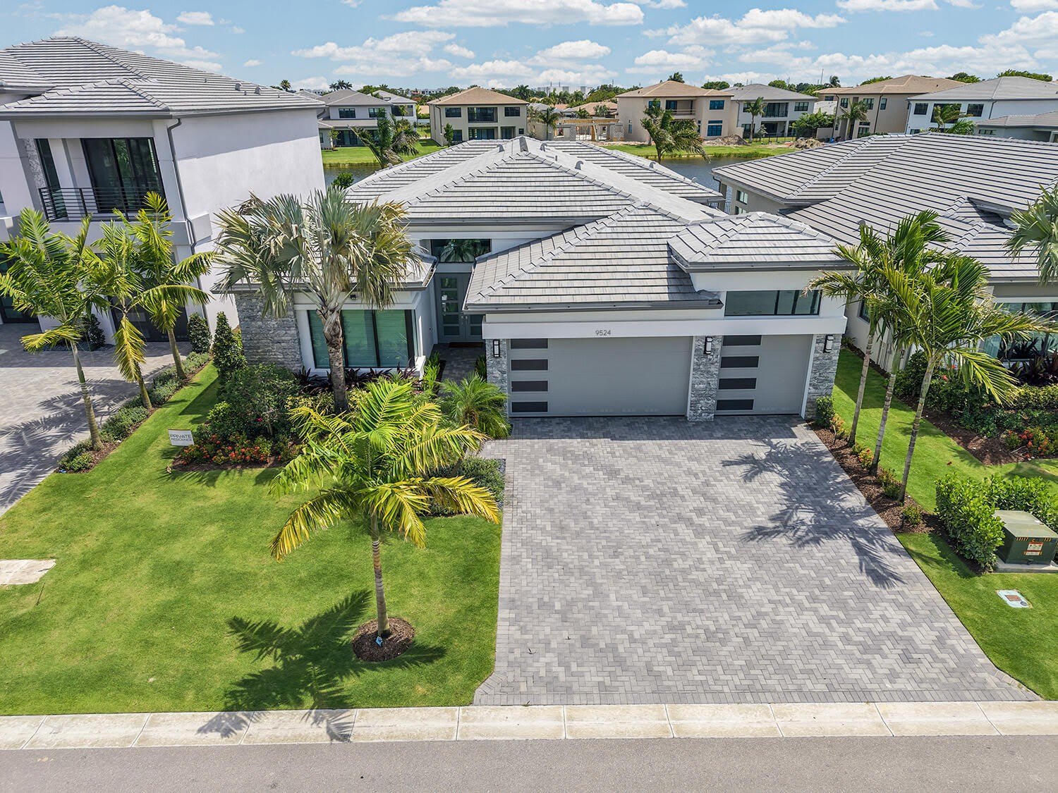 9524 Riverside Park Drive – photo 3