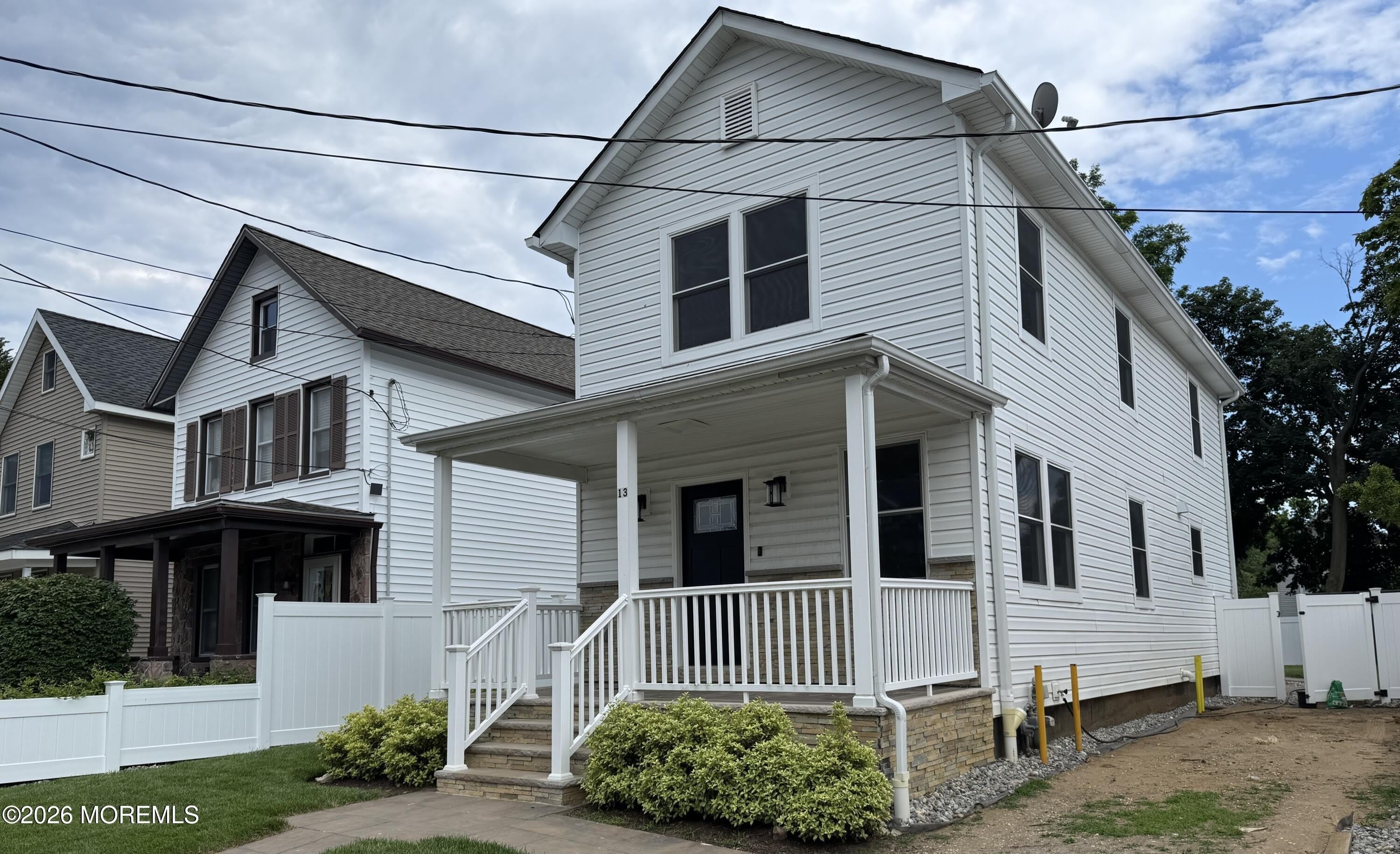 13 Locust Avenue – photo 2