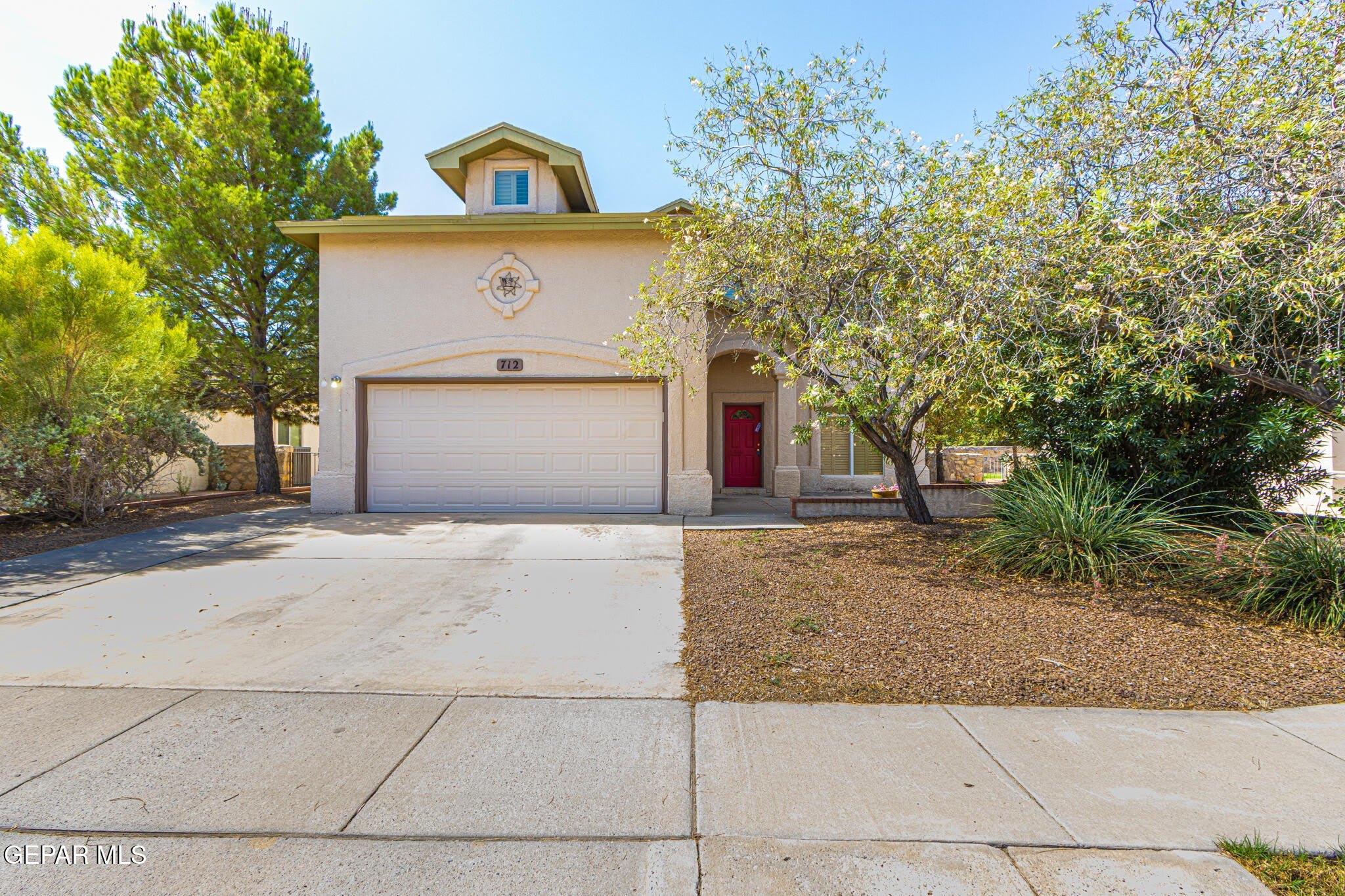 712 LARAMIE RIVER Avenue – photo 2