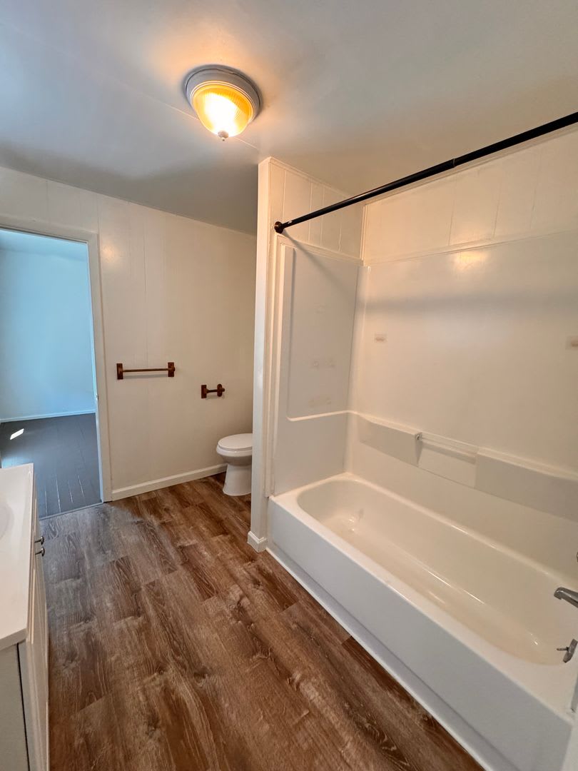 2 Bedroom House in SE Roseburg – photo 5
