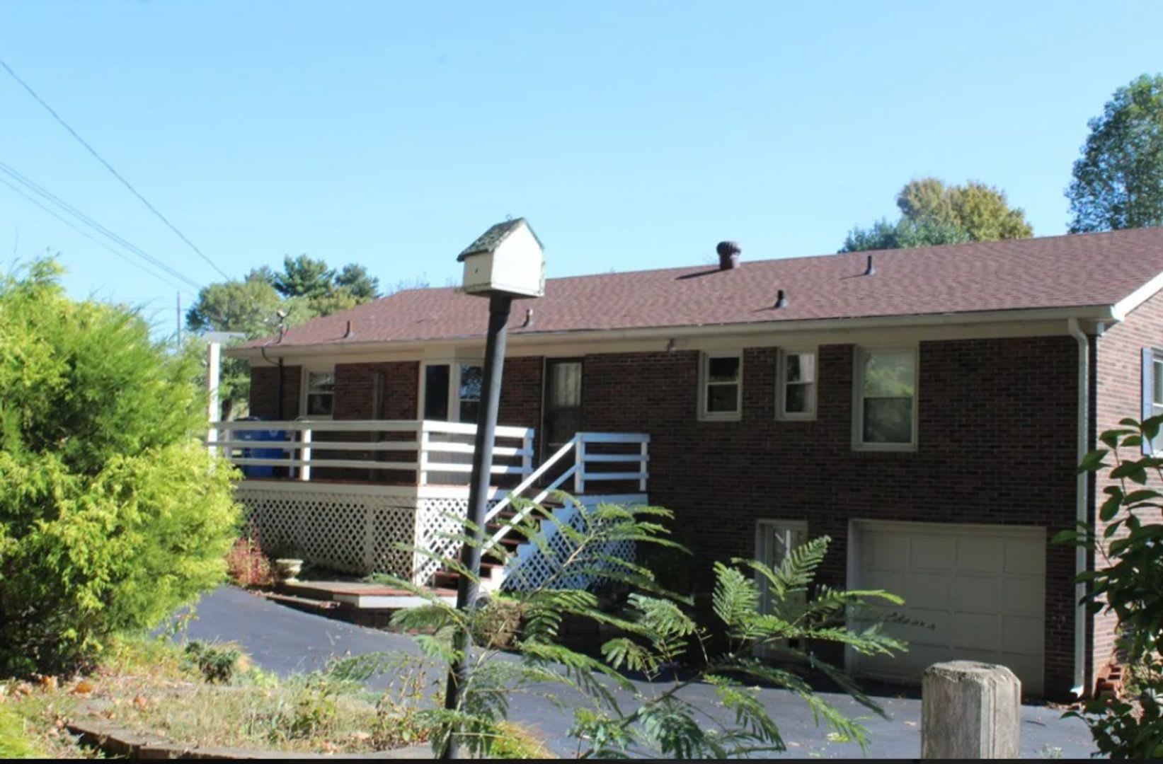 3 Bedroom 2 Bath Home – photo 2