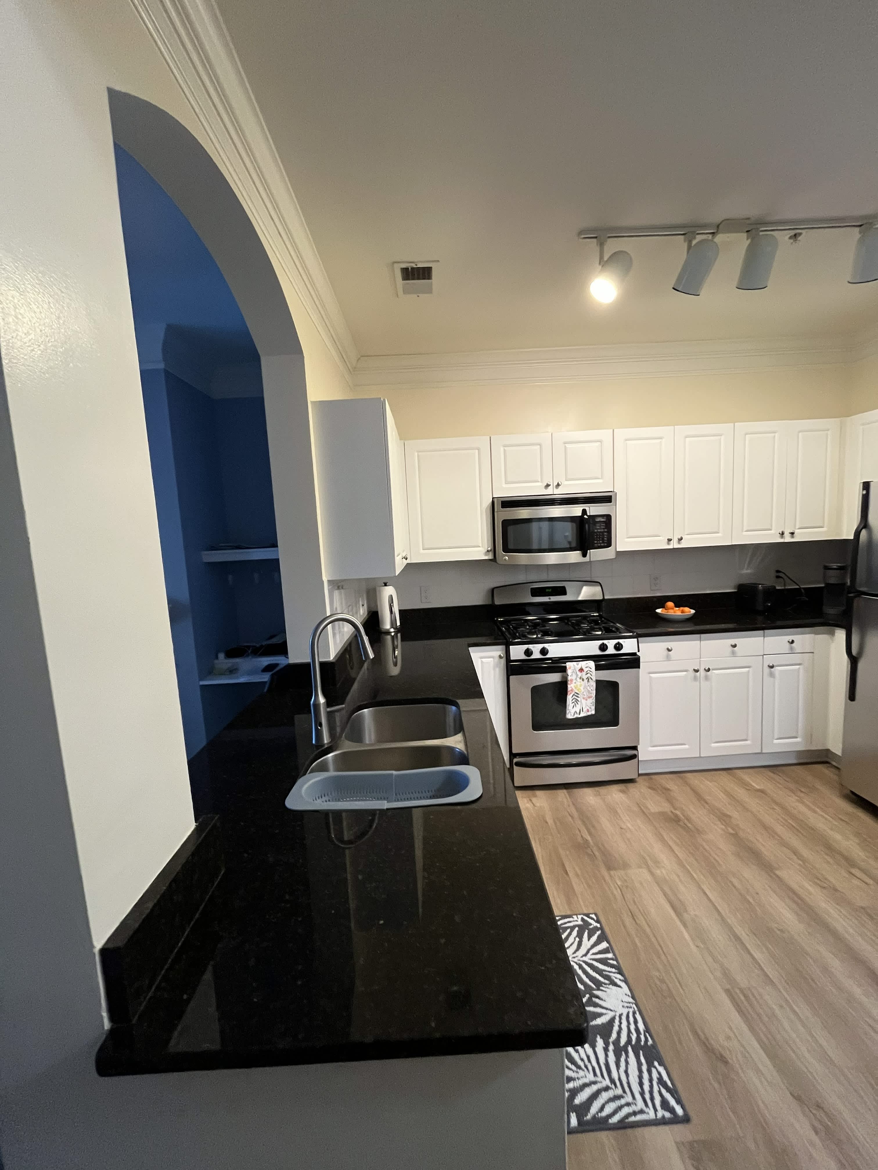 27 Booth Street – photo 2