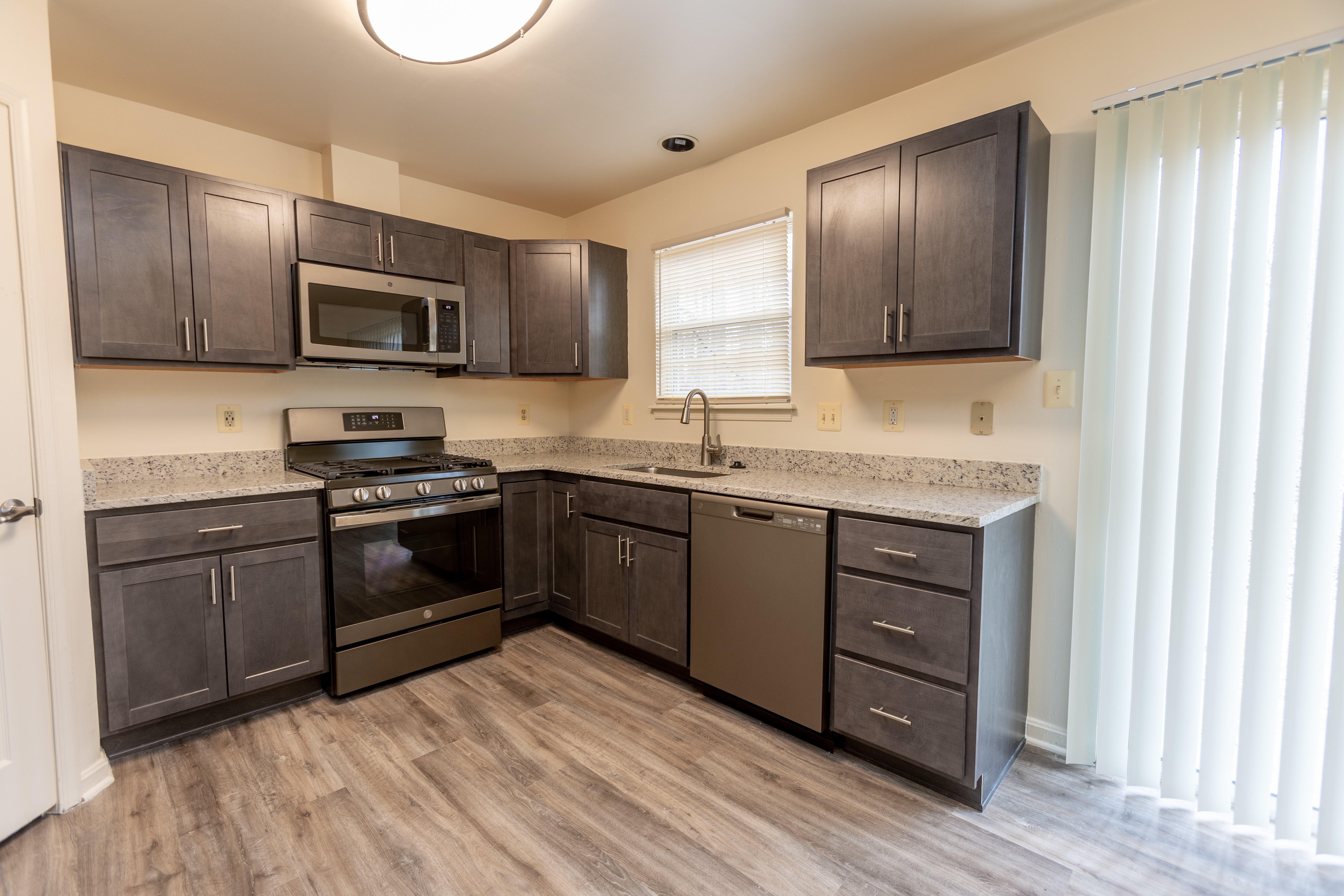 Carlson Woods Townhomes – photo 2