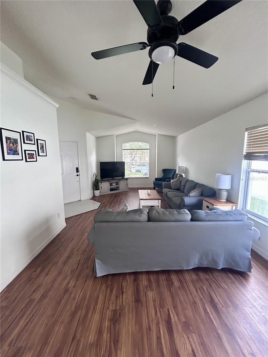 1061 PORTMOOR Way – photo 2