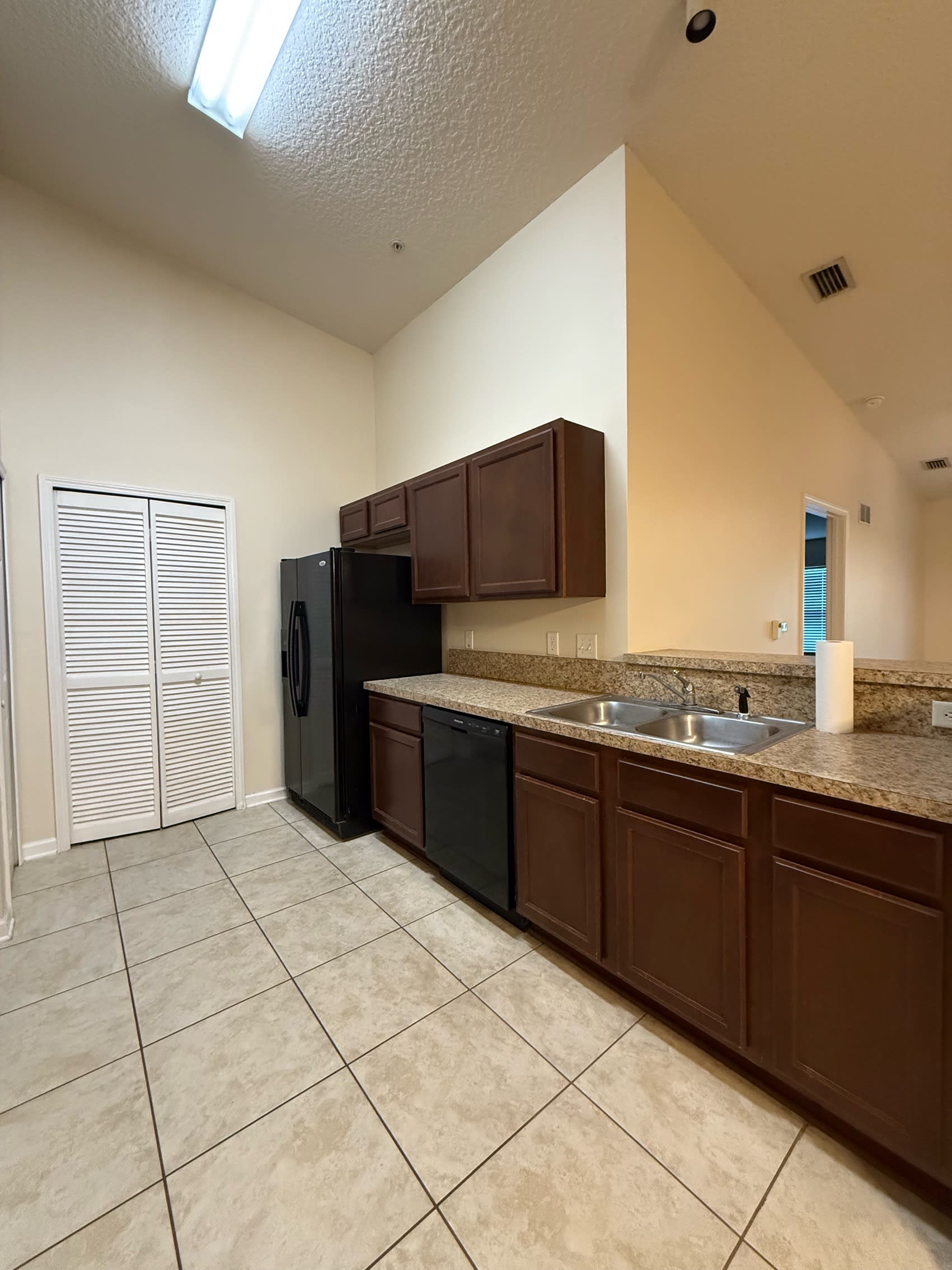 2564 Golden Lake Loop – photo 2