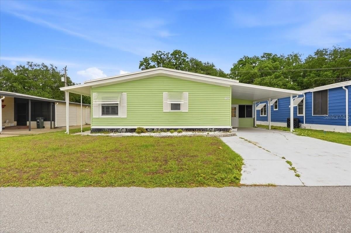 1798 FOX HILL Drive – photo 1