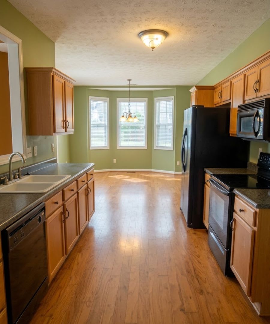 NEW LISTING!!!!! – photo 3