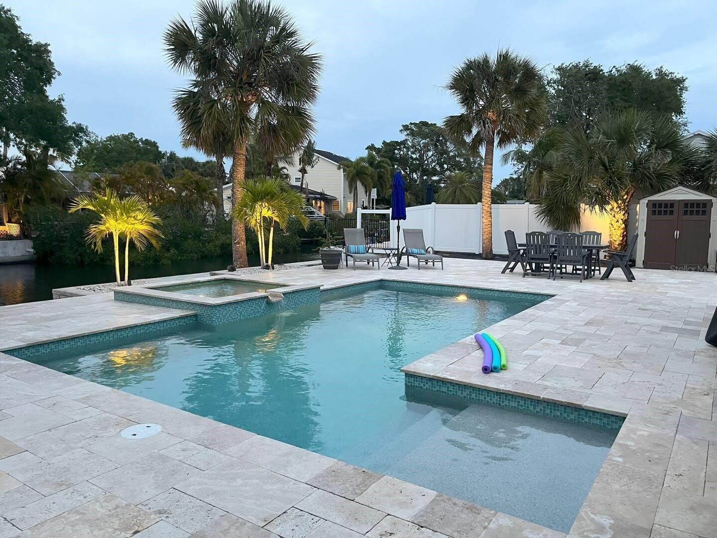 345 AVENIDA LEONA – photo 1