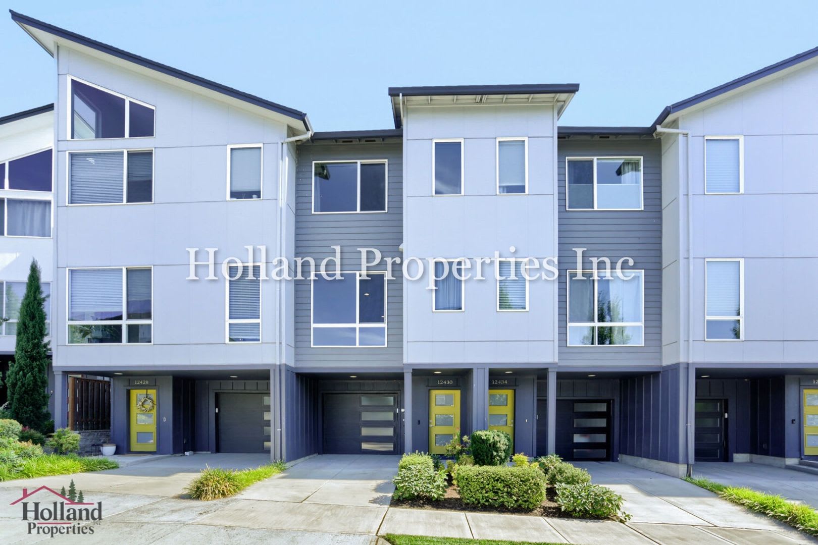 Private 2BR Beaverton Retreat Backing to Green Space with EV-Ready Garage – photo 1