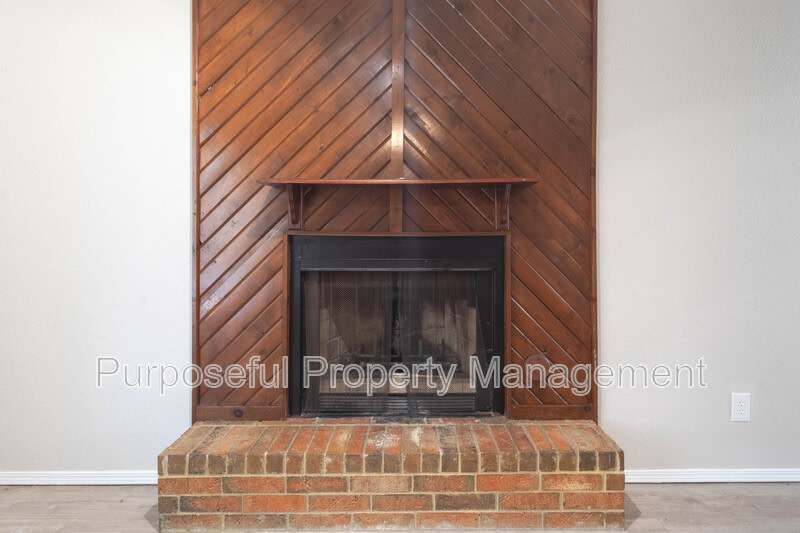 313 Belmont Drive – photo 4