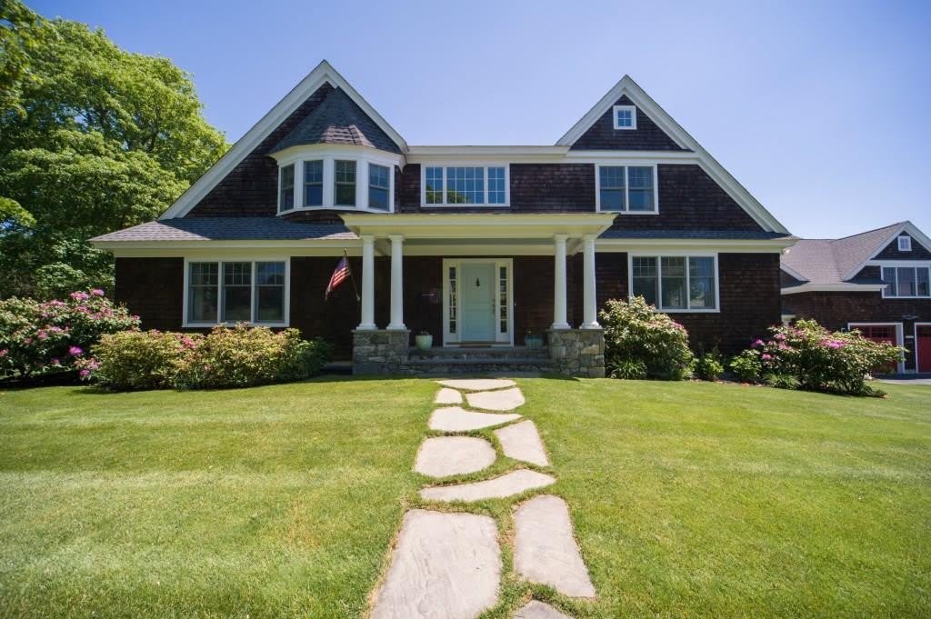 190 Coggeshall Avenue – photo 1