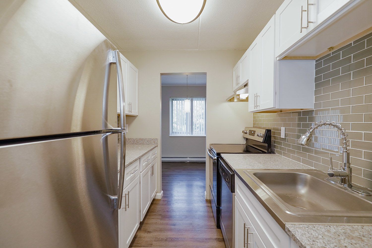 3 Dorchester Dr – photo 2