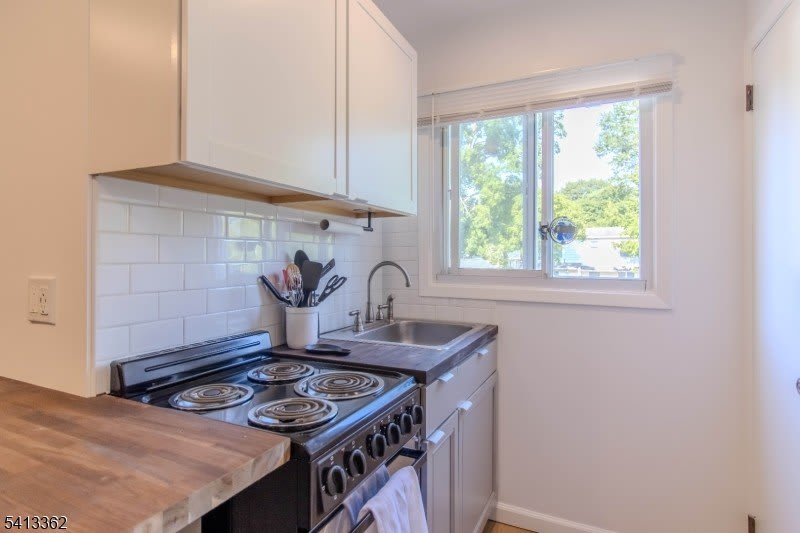 923 Ringwood Ave – photo 5