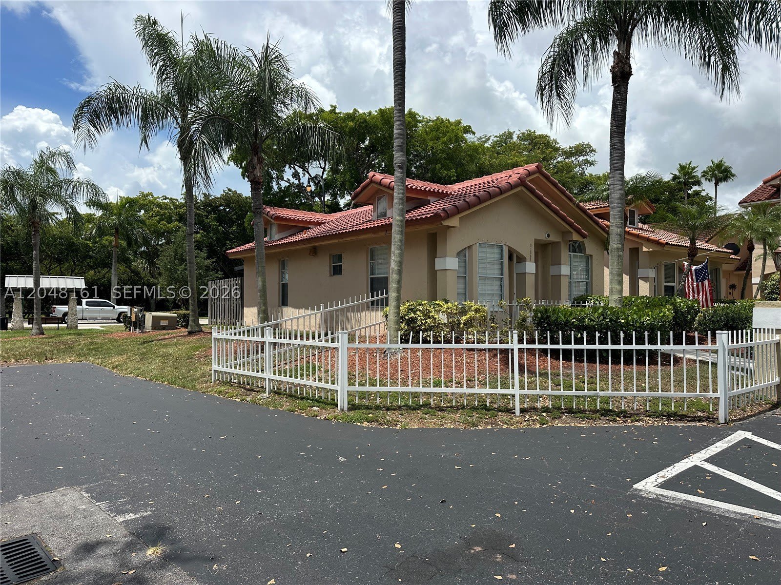 21562 SW 87th Pl – photo 1
