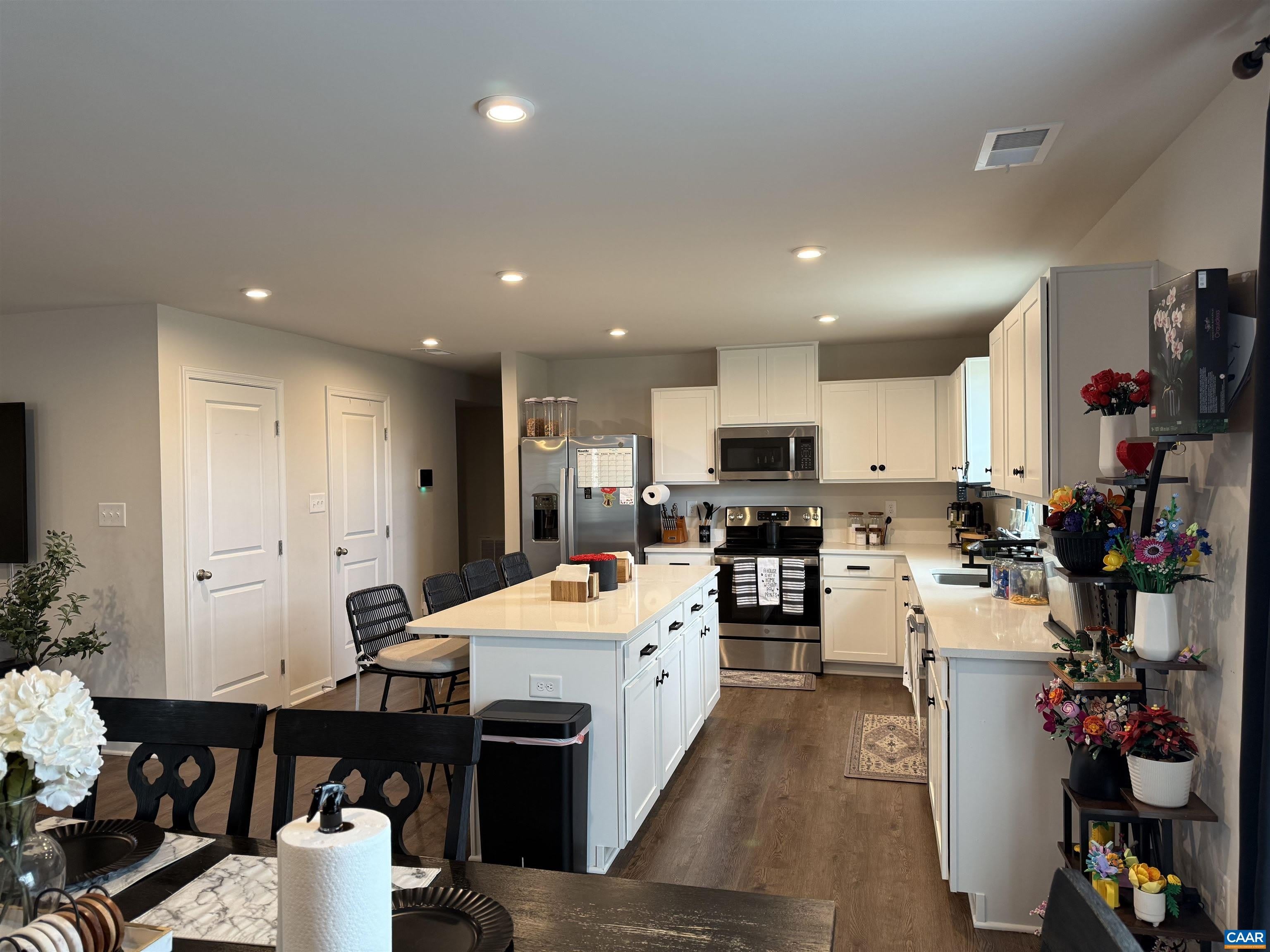 109 WALSH LN – photo 3