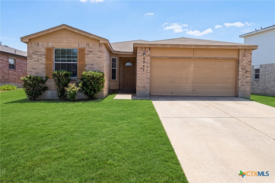 5707 Schneider Drive – photo 1