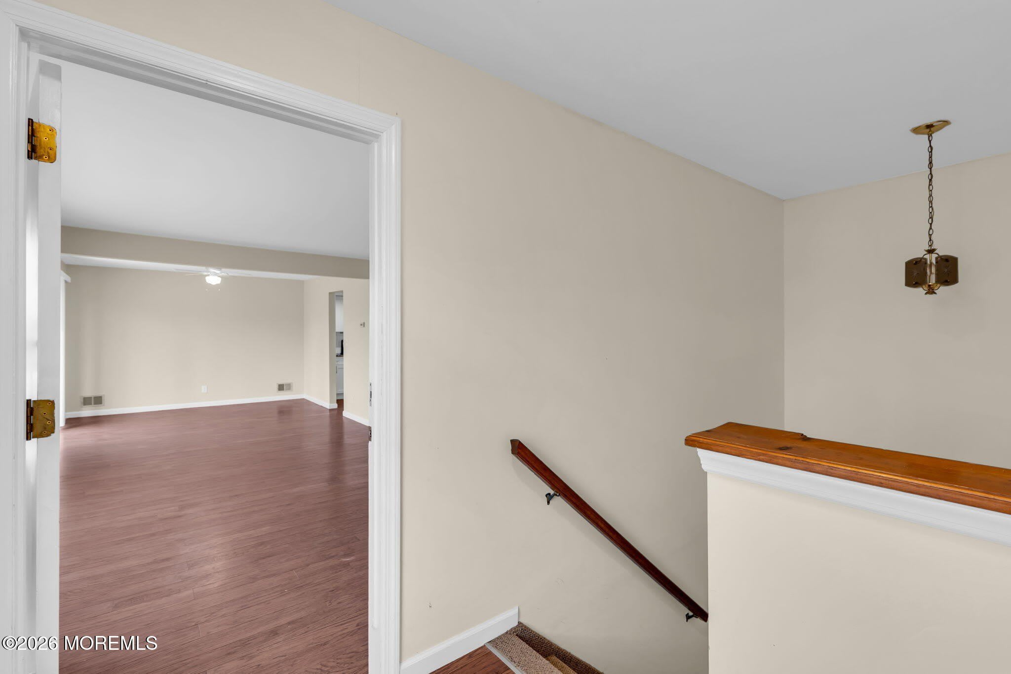 404 9Th Avenue – photo 4