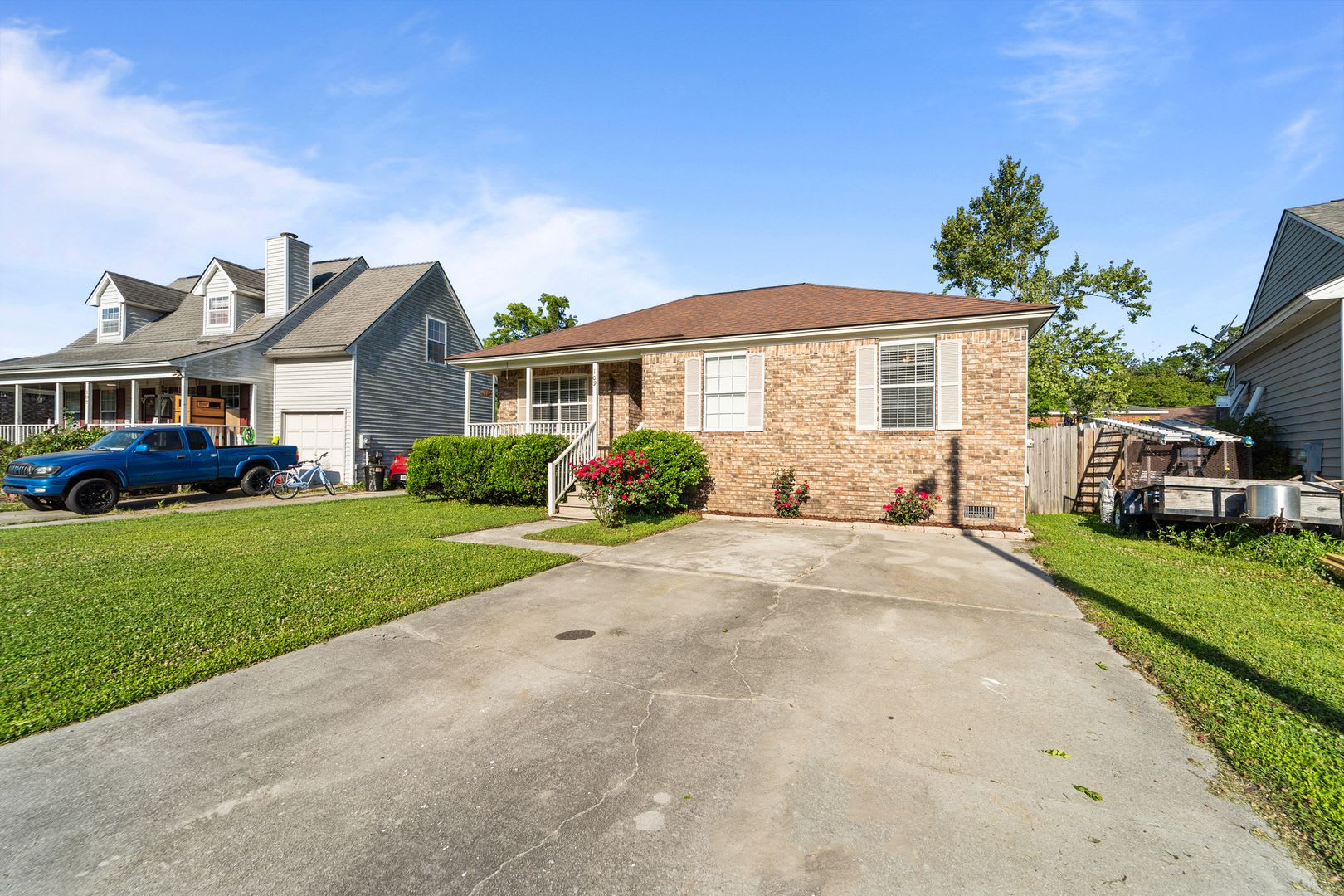 Battery Point Beauty – 3BR Home with Open Living & Outdoor Oasis – photo 3