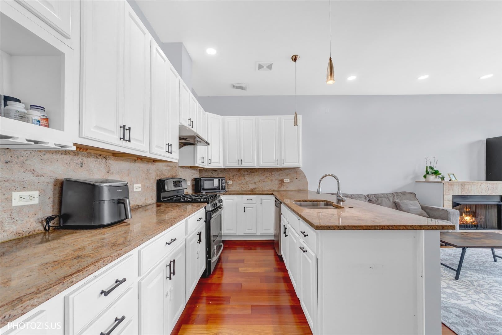 5614 N Jersey Avenue – photo 4