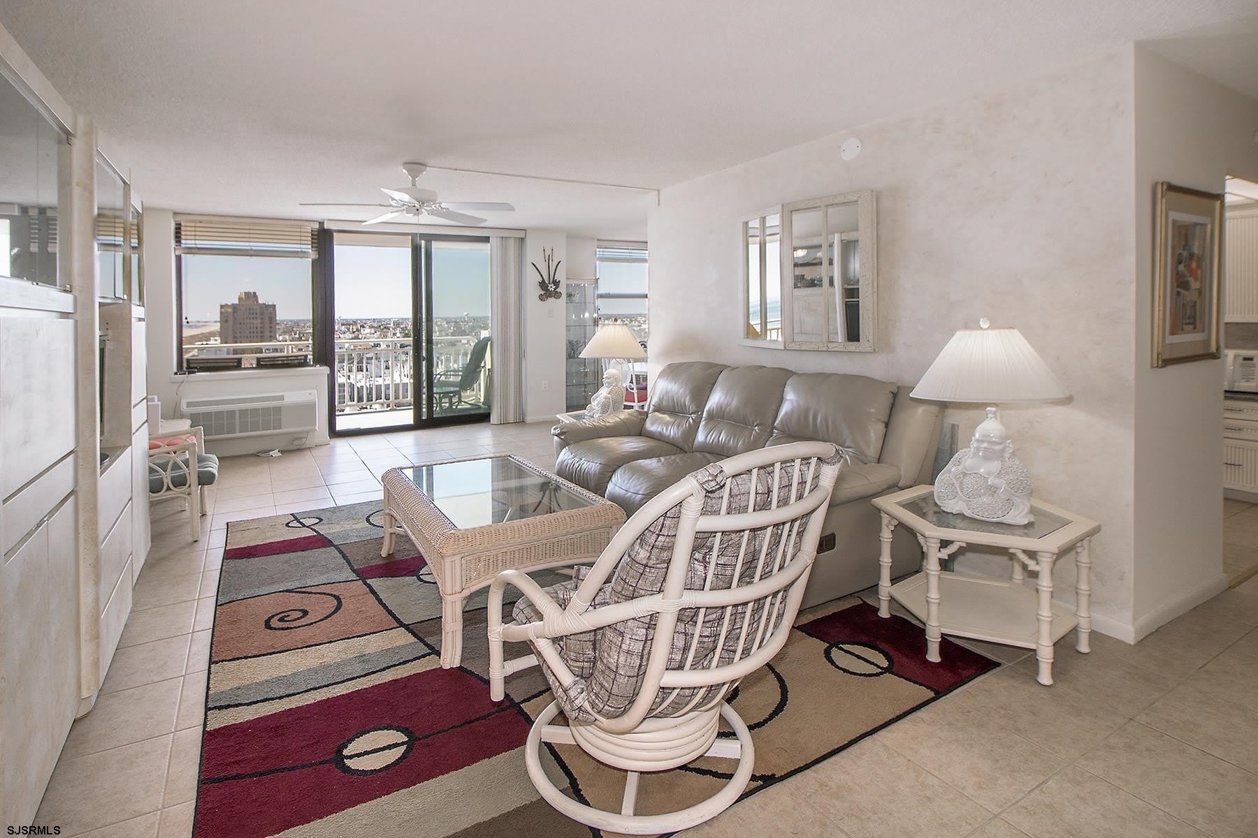 5200 Boardwalk 5B – photo 2