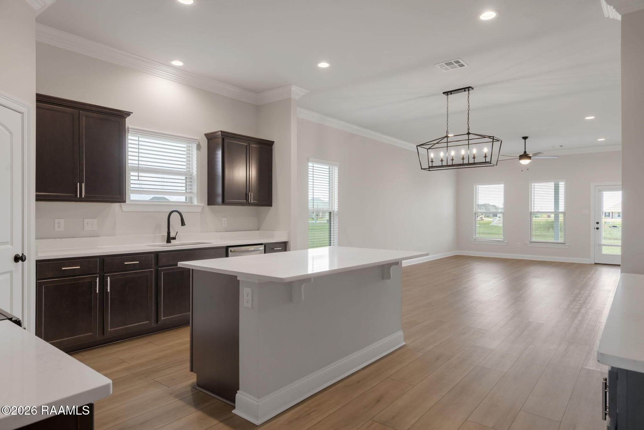 106 Bejeweled Avenue – photo 4