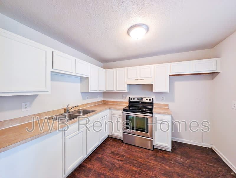 8712 Hare Ave – photo 2