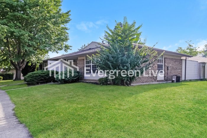 5720 Troy Villa Boulevard – photo 2