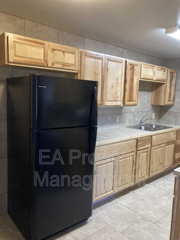 421 Alcazar Street Southeast – photo 2