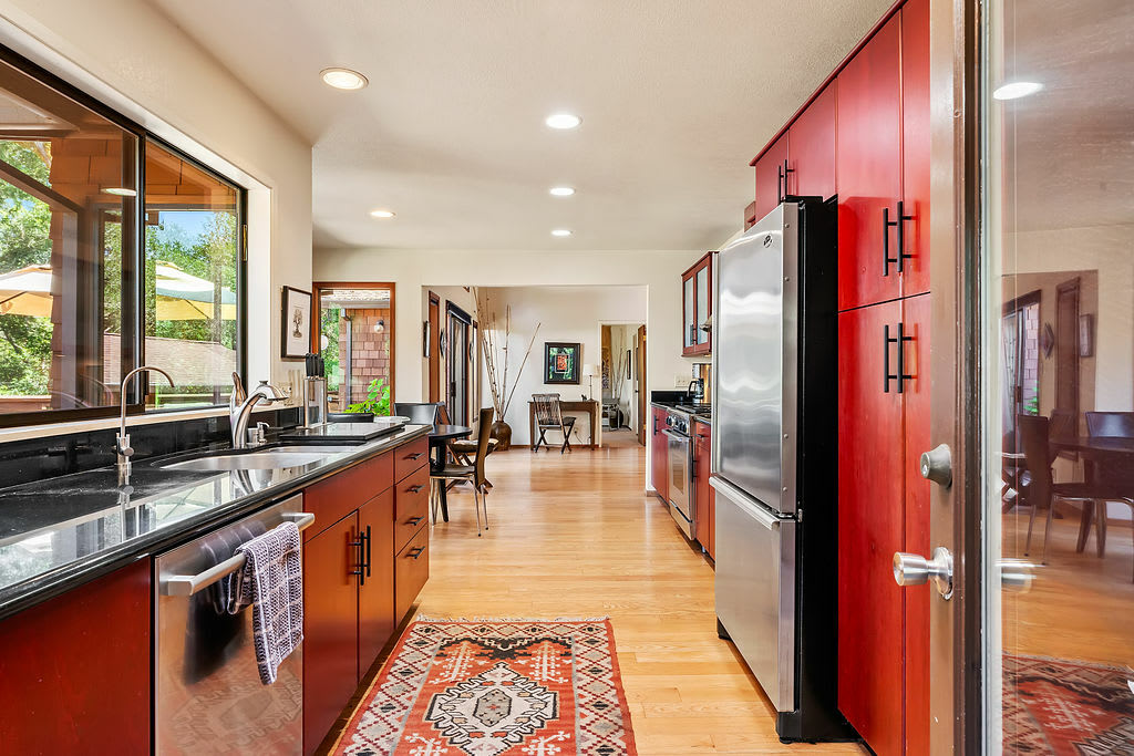 2350 Mill Creek Lane – photo 3