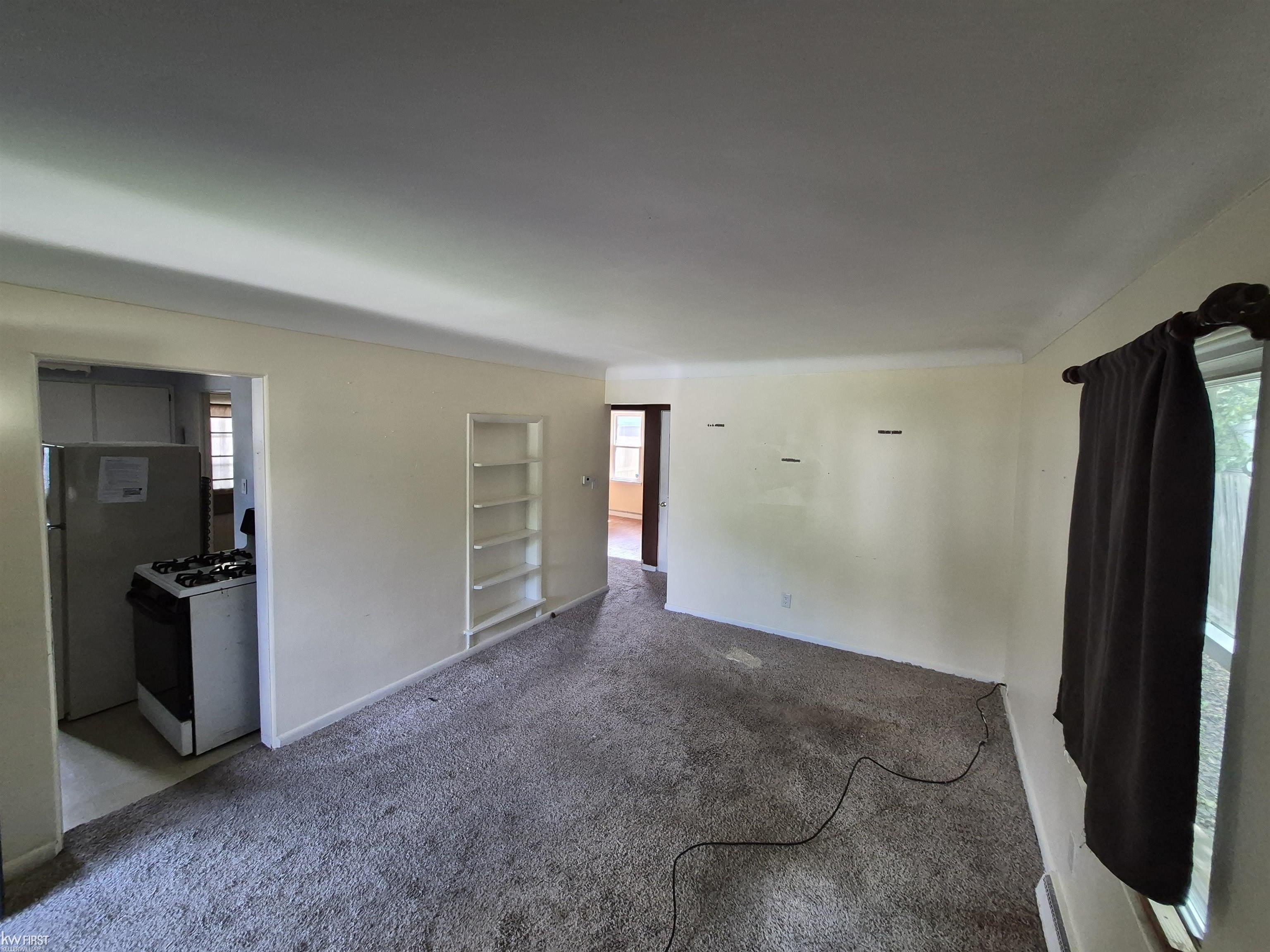 1621 Stocker Street – photo 4