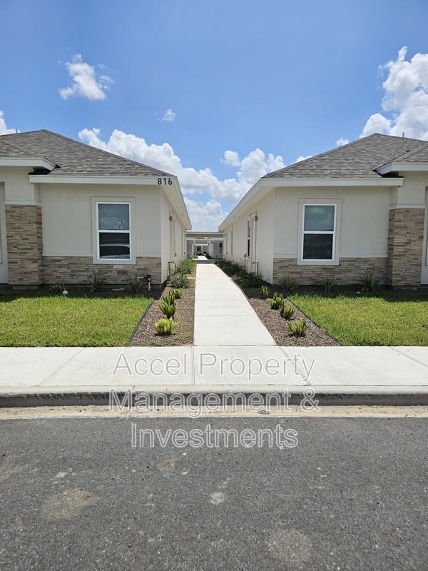 816 N. Abbey Ave. – photo 1