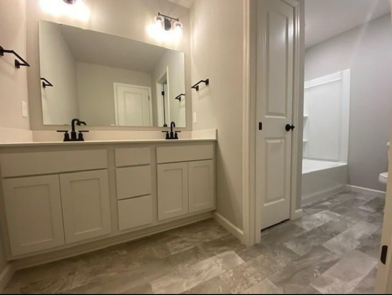 4810 Airlake Dr – photo 4