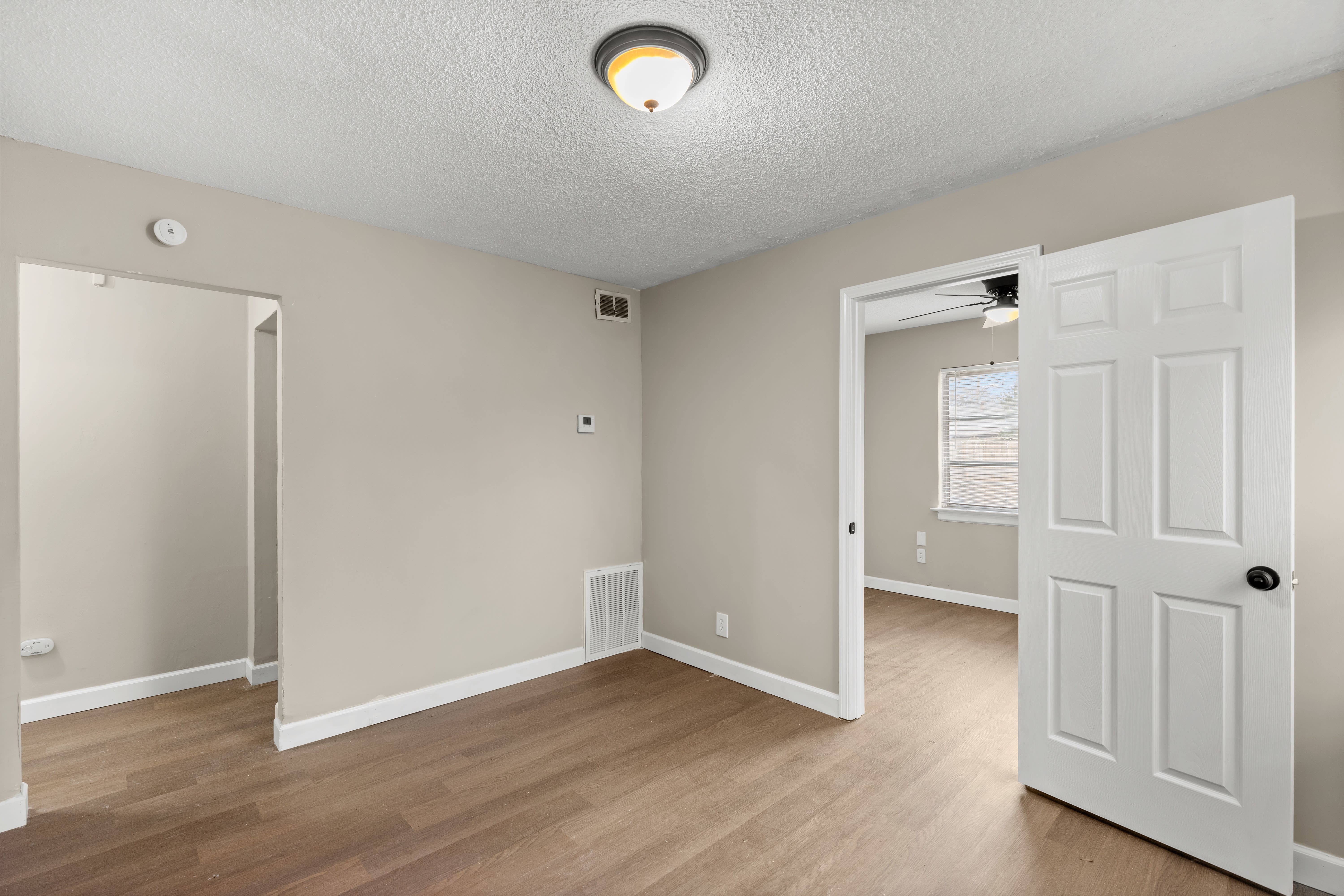 1111 Redman Blvd – photo 5