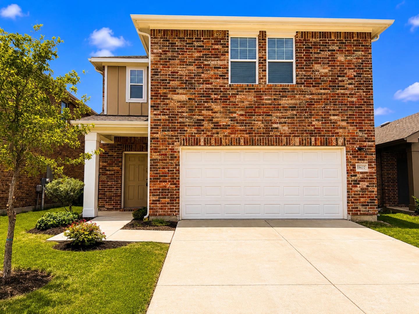 Available Now!! Home in highly desired Monticello Park – photo 2