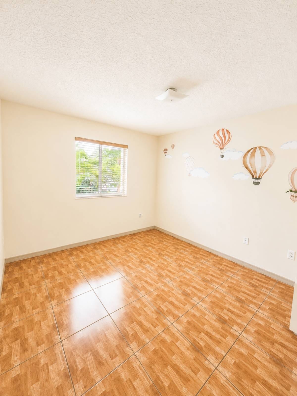 8356 NW 10th ST – photo 4
